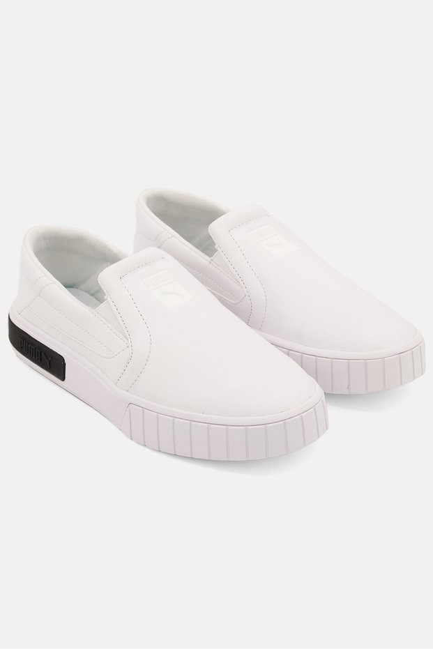 Women Cali Star Slip On Sports Shoes, White