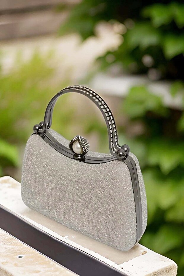 Women's Special Imported Glitter Fabric Evening Dress Bag Pearl Unlocking