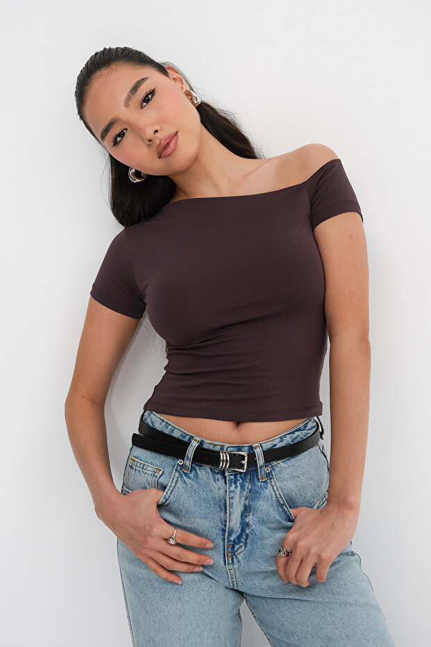 Boat Neck Basic T-Shirt P1749-E3 - 5