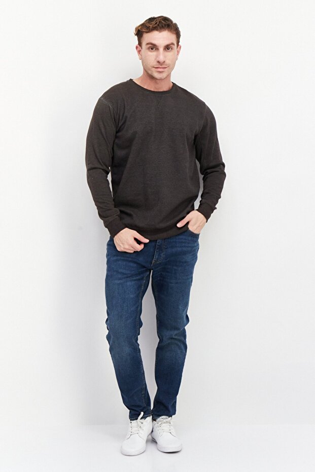 سويت شيرت رجالي سادة برقبة دائرية، لون فحمي - 3