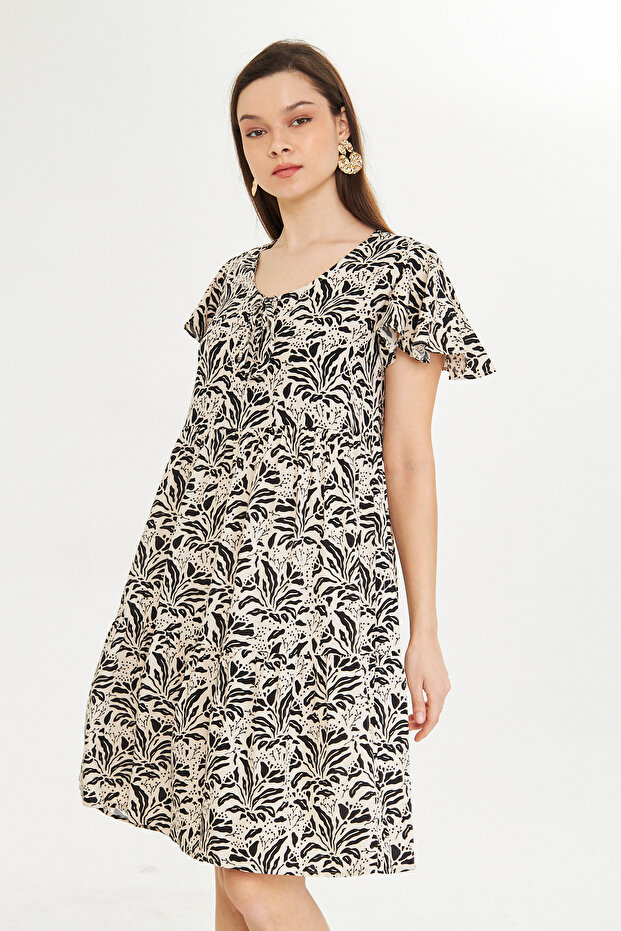 منقوشة الخامس الرقبة فستان قصير - 3