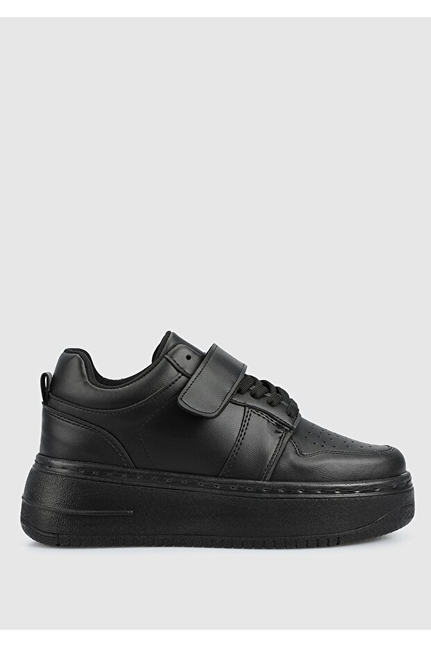 Women's Sneakers - Black
