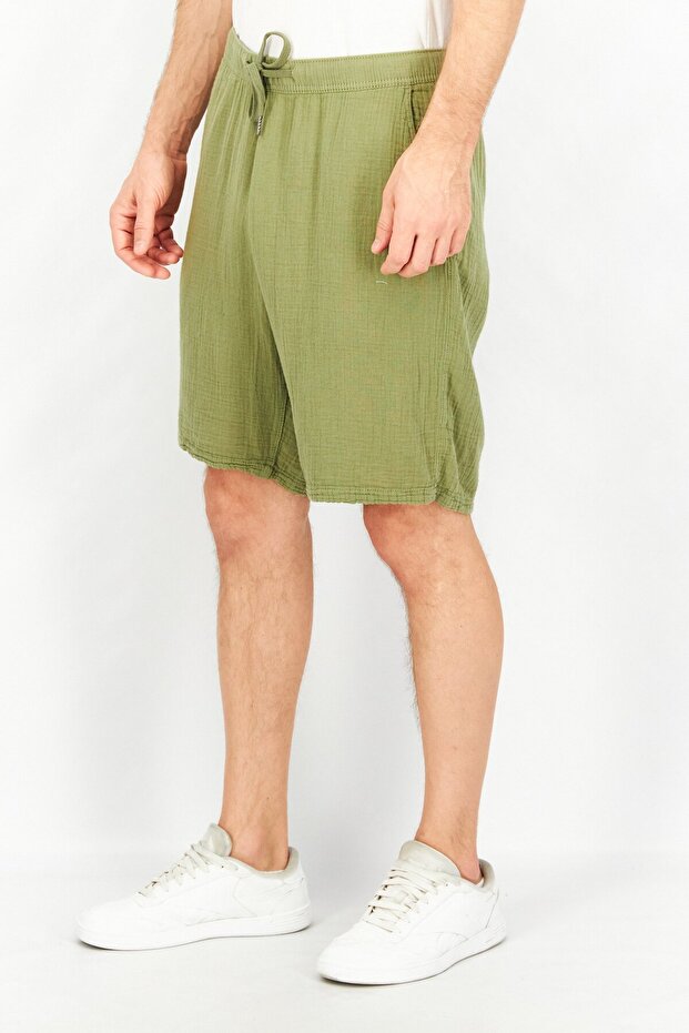 Men Solid Basic Shorts, Olive - 2