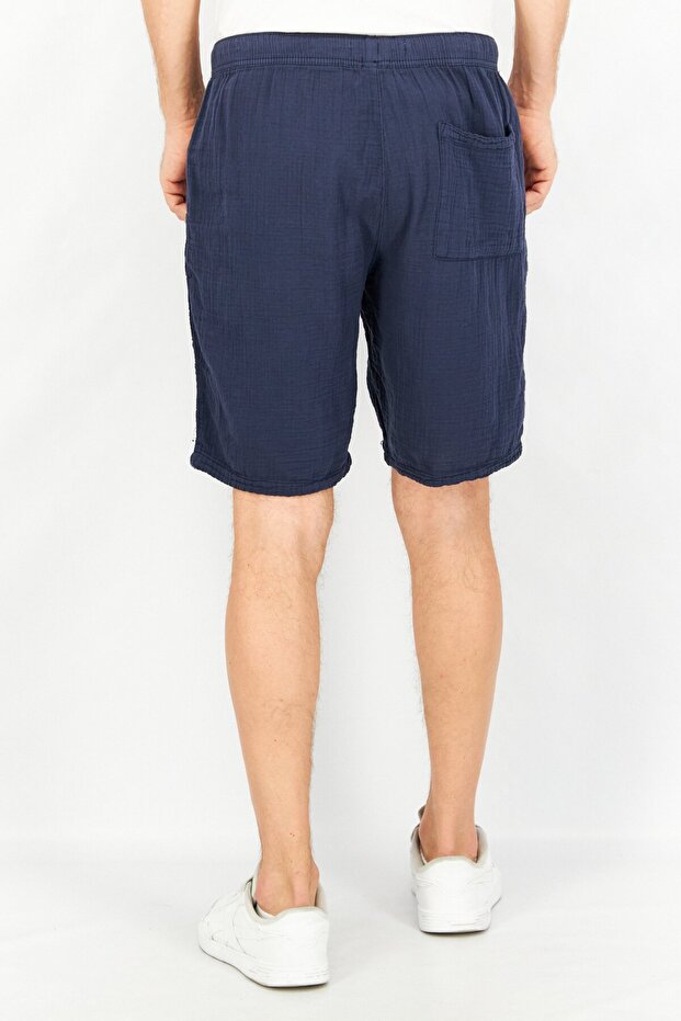 Men Solid Basic Shorts, Navy - 2