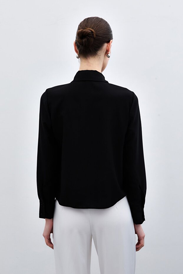 Şerit Aksesuarlı Gömlek - Siyah - 6