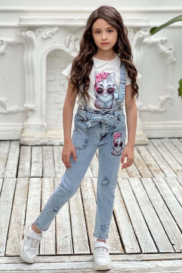 Kız Çocuk Üzeri Digital Baskılı T-shirt Yırtmaç ve Kedi Detaylı Mavi Jean Salopet Takım - 3
