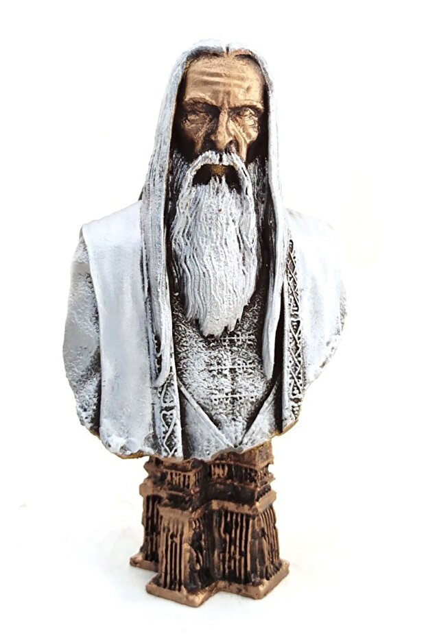 Polyester Saruman Bust - 1