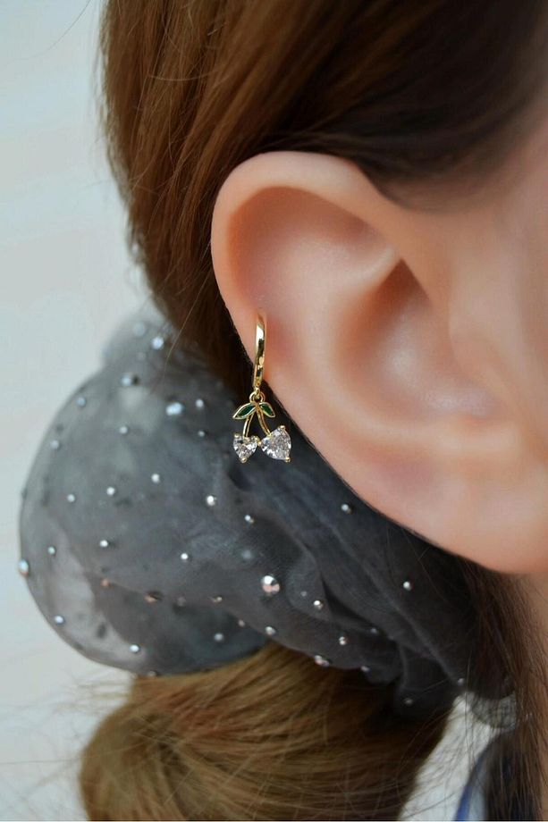 Zirkon Kalp Taşlı Kiraz Charm Halka Piercing – 14k Gold Renk | Helix, Kıkırdak, Lob Uyumlu | Tekli - 3