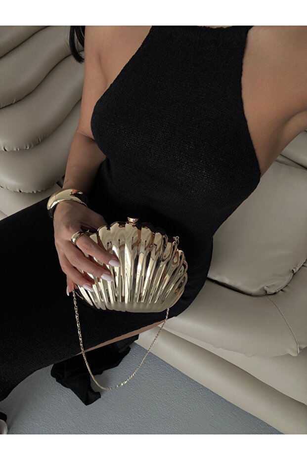 Τσάντα ώμου με αλυσίδα - Shell Design - 1
