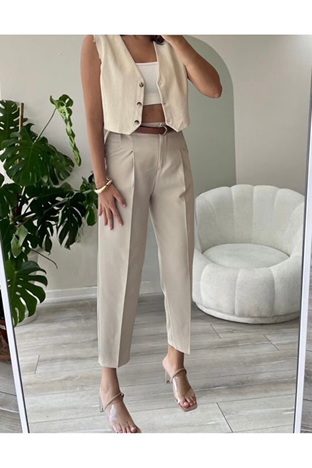 Women's Skinny Leg Pleated Belted Cream Fabric Trousers