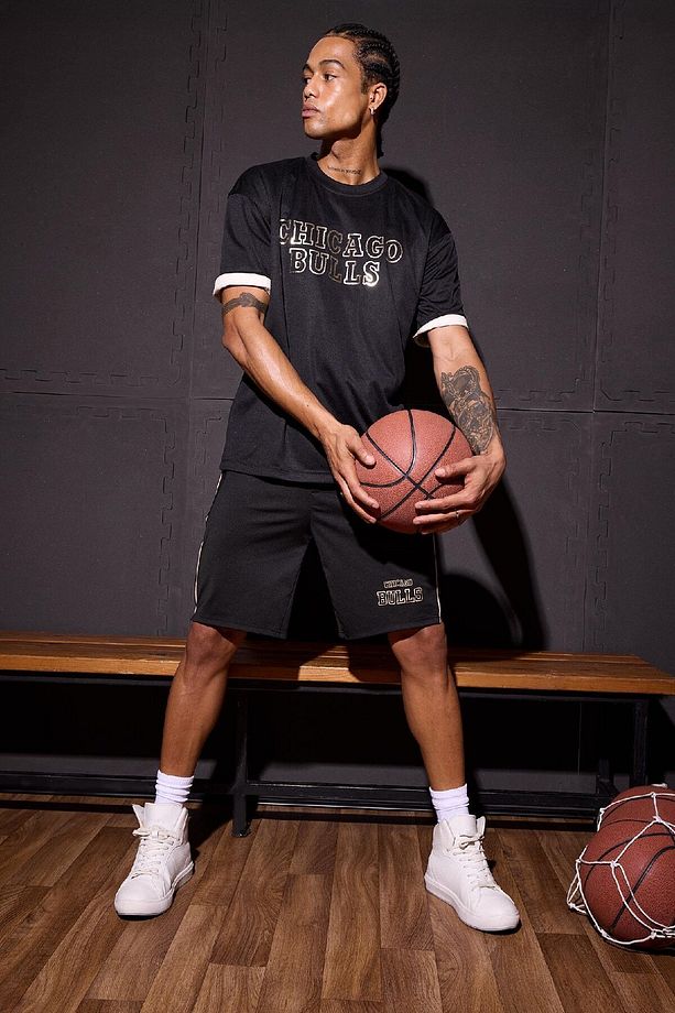 DeFactoFit NBA Chicago Bulls Standart Fit Kısa Paça Şort E0365AX25SP - 2