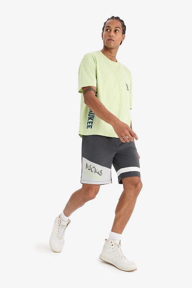 DeFactoFit NBA Milwaukee Bucks Standart Fit Kısa Paça Şort E0212AX25SP - 4