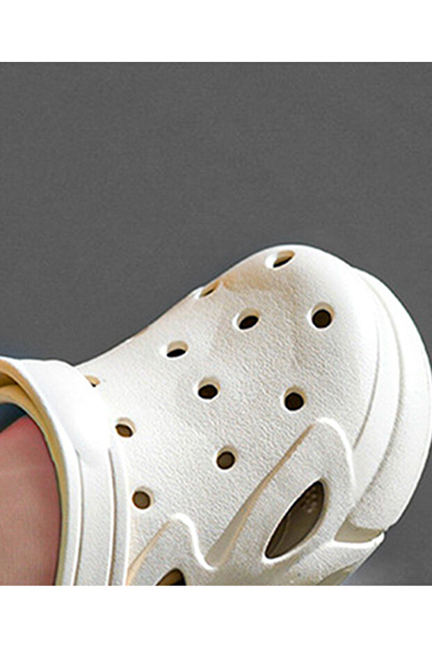 SAPS Solid Back Strap Closure Clogs - Off White - 3