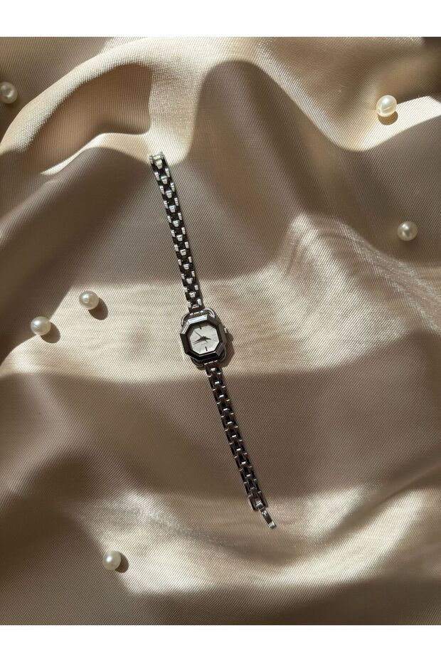 Öztel Vintage Minimalist Wicker Cord Vintage Women's Wristwatch