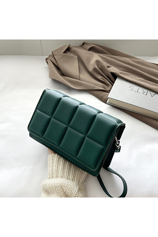 Women's Checkered Bag - 7