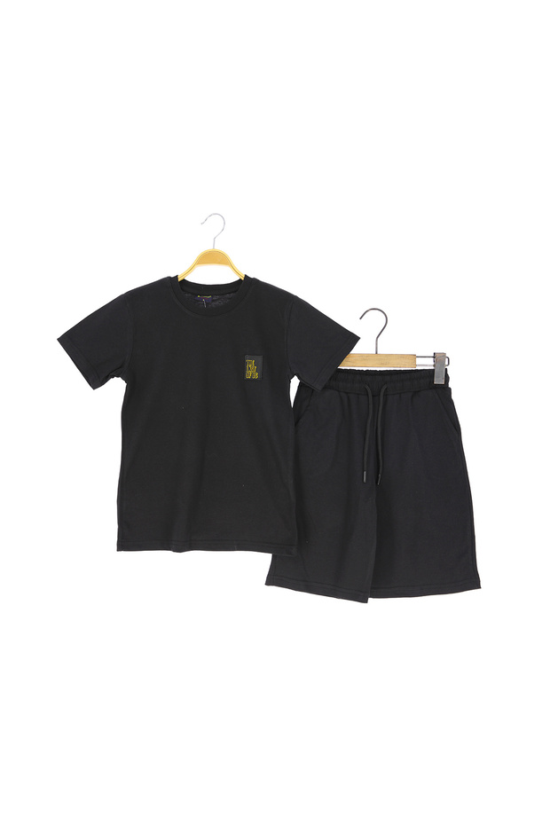 طقم شورت للأولاد - 1
