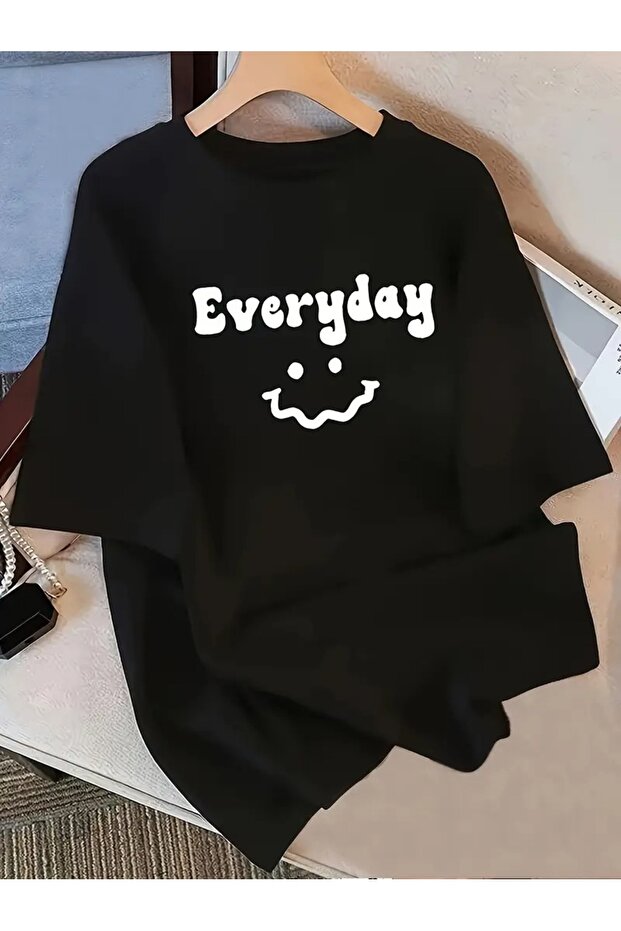 تي شيرت أسود للنساء مصنوع من القطن بنسبة 100% بمقاس كبير - "Everyday"