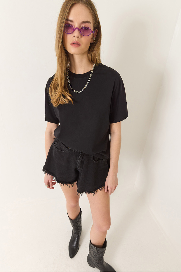 Women's Black Organic Cotton Regular Fit Crew Neck Basic Short Sleeve T-Shirt 60602048