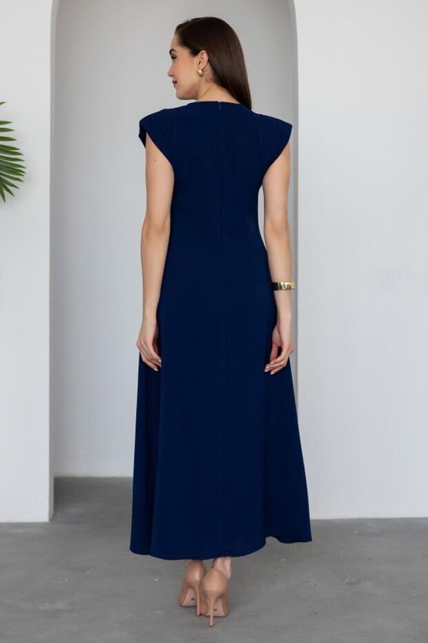 V Yaka Yırtmaçlı Elbise - 4