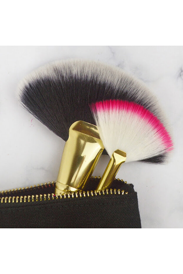 Professional PRO Large Fan Brush - 6