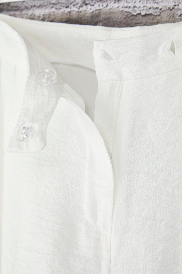 Beyaz Dokulu Wide Leg/Geniş Paça İnce Kumaş Astarlı Pantolon TWOSS25PL00113 - 7