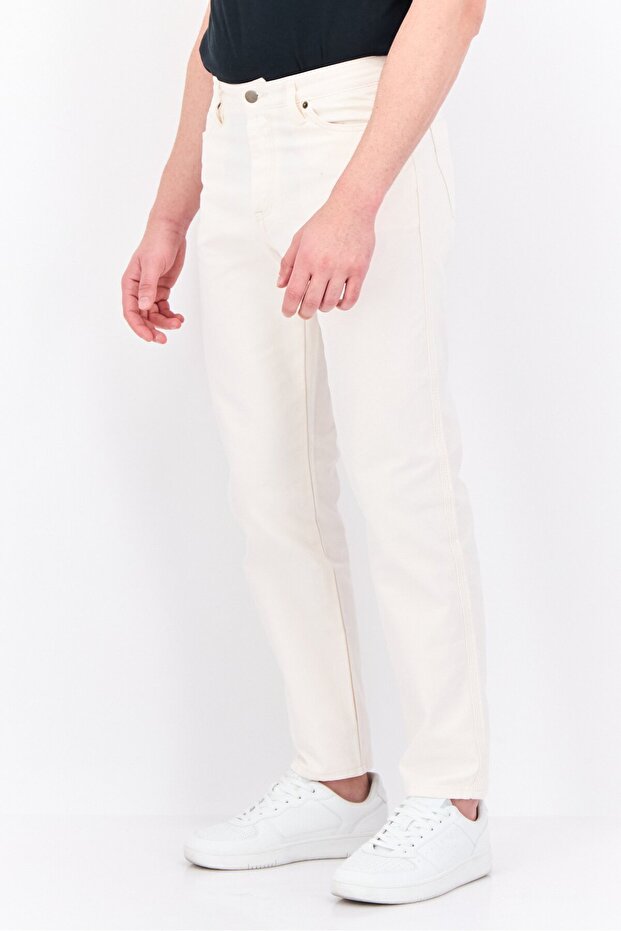 بنطلون جينز رجالي بقصّة عادية، سادة، غير قابل للتمدد، أبيض فاتح - 2