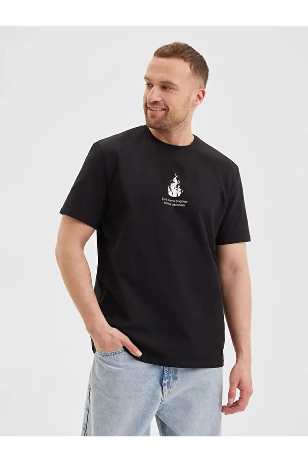 Fire Printed Crew Neck Short Sleeve Unisex T-Shirt