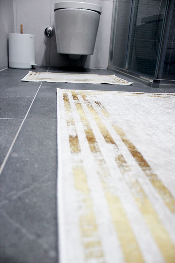 Gold Çizgi Desenli Banyo Paspası, Kaymaz Taban, Makinada Yıkanabilir, Banyo Paspası 2 li Set - 4
