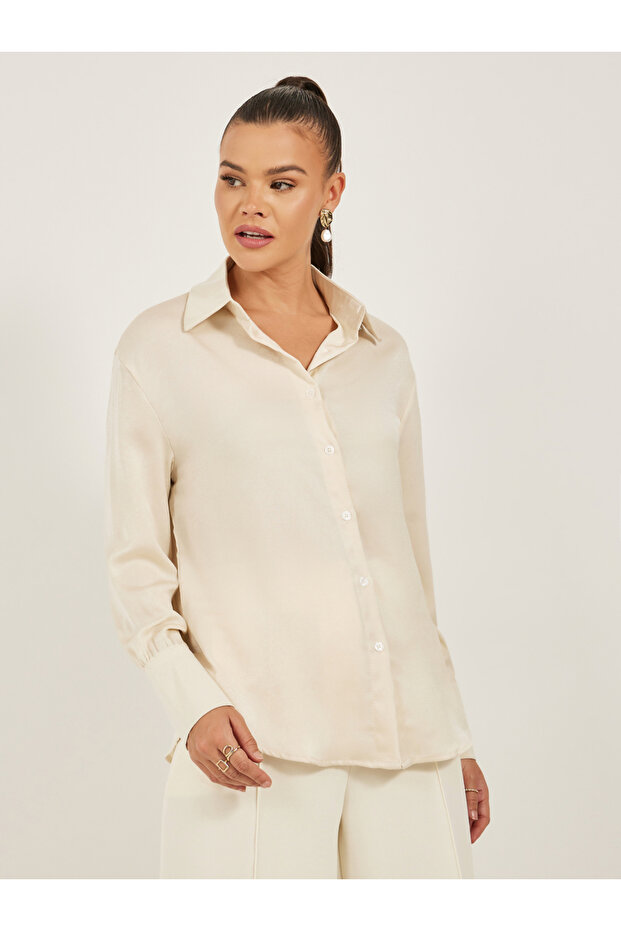 Solid Buttoned Down Spread Collar Shirt - 3