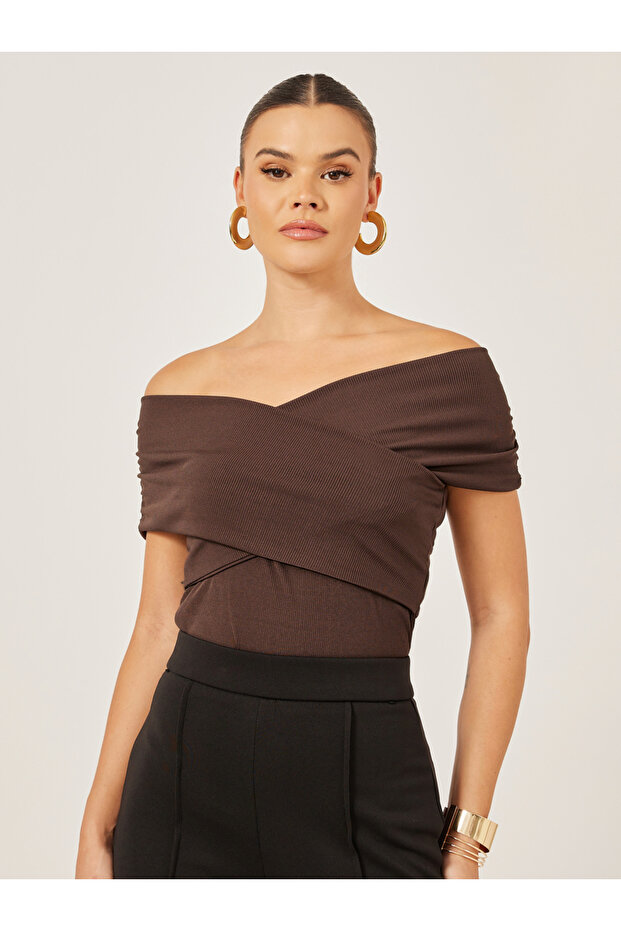 Off-Shoulder Ribbed Solid Top - 1