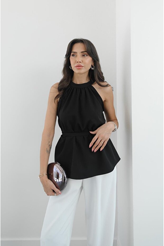 Schwarze ärmellose Bluse mit String-Gürtel - 5