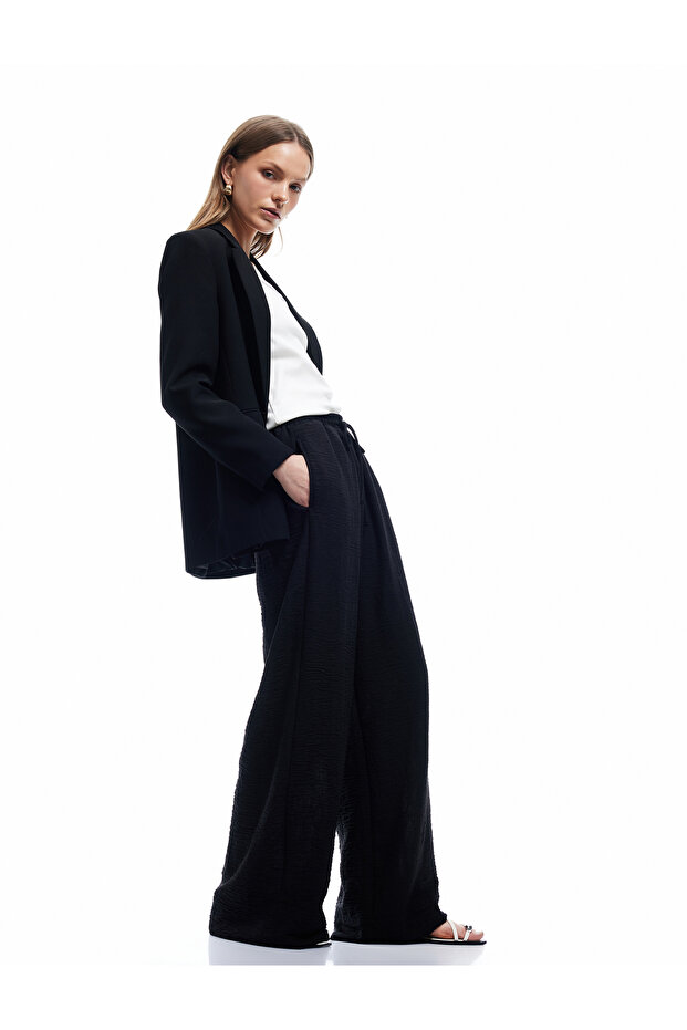 Tie Waist Elastic Pocket Relaxed Cut Wide Leg Trousers