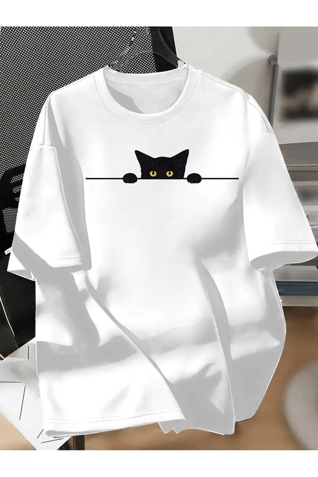 Cute Cat and Moon Printed Oversize Casual Boyfriend T-Shirt 5