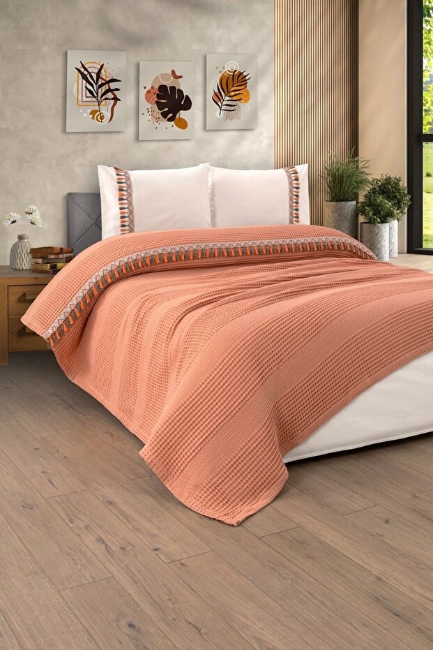 4 Piece Double Tasseled Pool Pique Set - 1