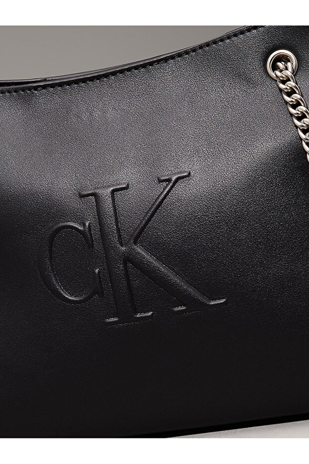 SCULPTED CHAIN SHOULDER BAG - 5