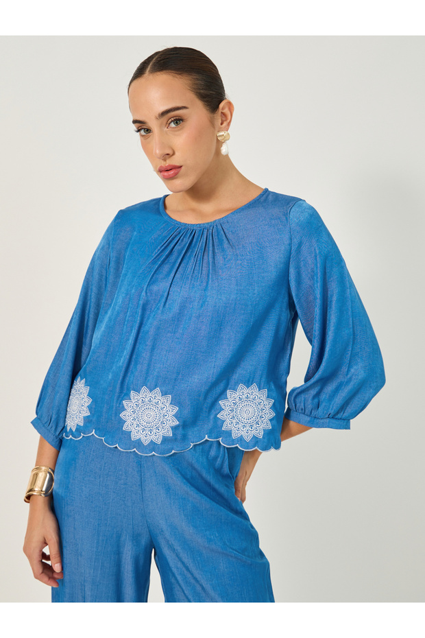 Embroidered Balloon Sleeves Blouse with Scalloped Hem