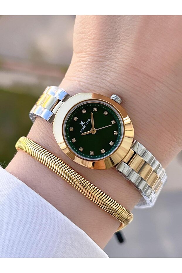 Retro Mini Case Vintage Series 2 Years Warranty 3 Atm Women Wrist Watch Bdk.1.13788.8