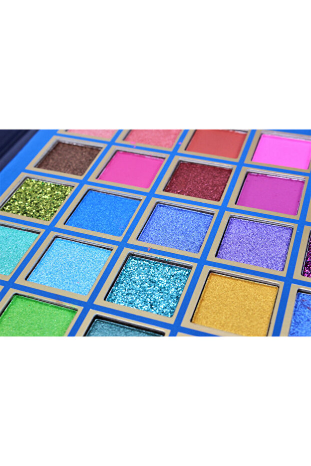 Trusa machiaj, Farclose, remix 80. let - 6