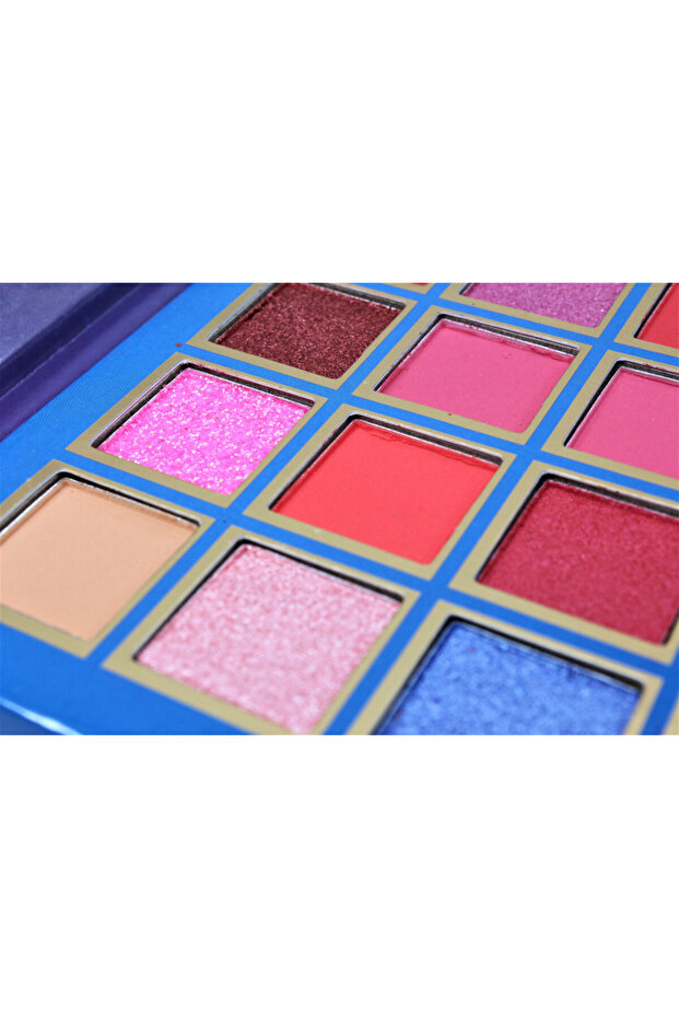 Trusa machiaj, Farclose, remix 80. let - 4