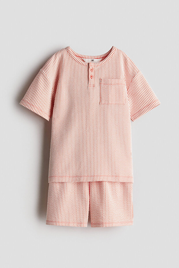 Sıfır Yaka Üst ve Şort - 4