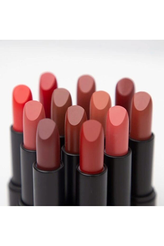 روج احمر شفاه مخملي - 4