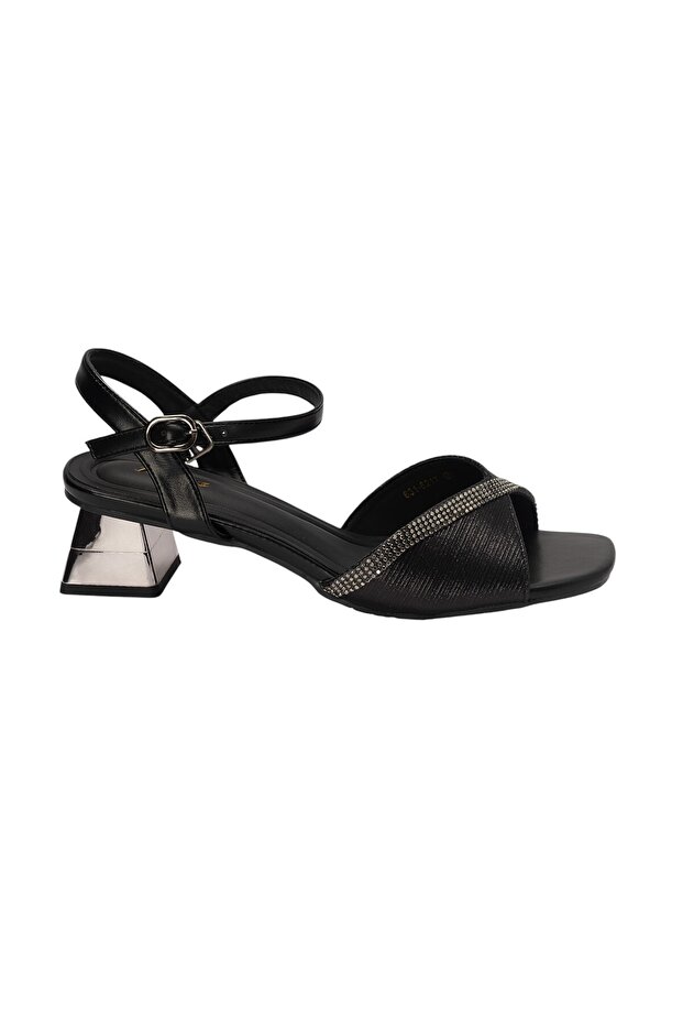 صندل بكعب عريض وحزام للكاحل - 1