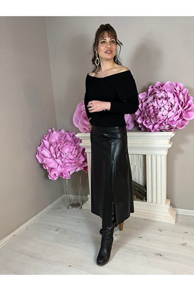 Siyah Devrik Yaka Triko - 5