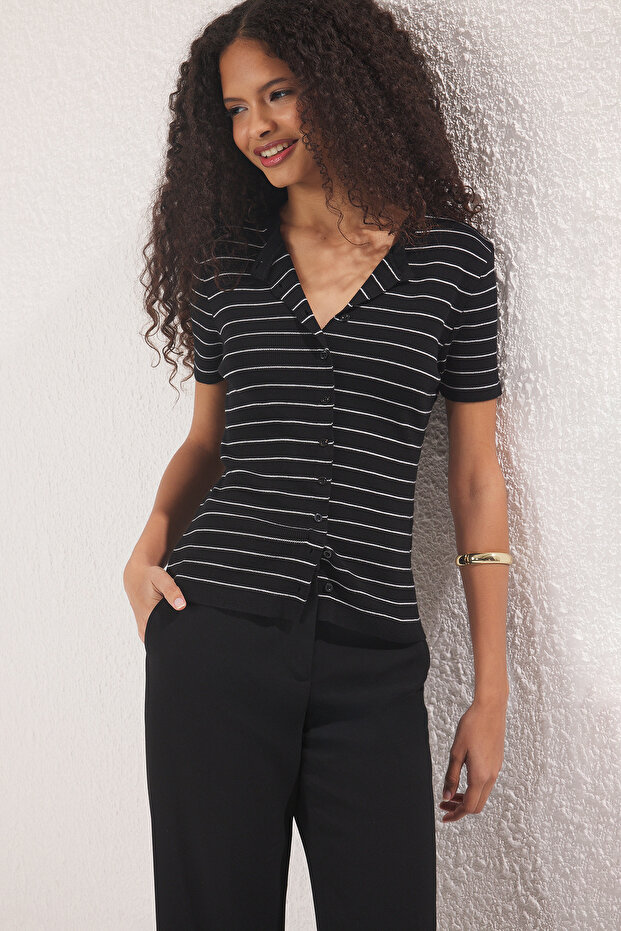 Siyah*001 Bisiklet Yaka Triko İnce Bluz TWOSS25BZ00300 - 1