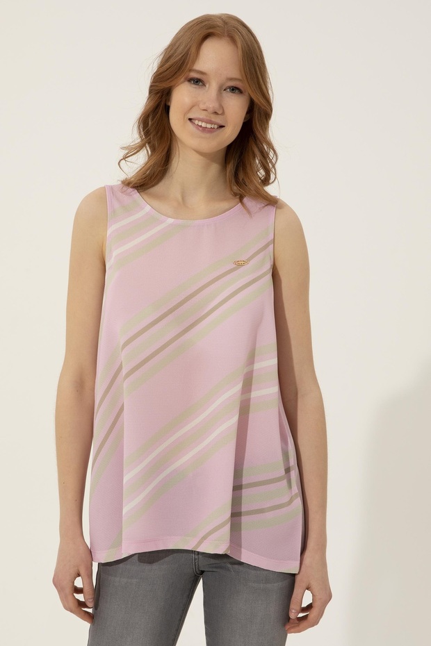 Women's Lilac Sleeveless T-Shirt