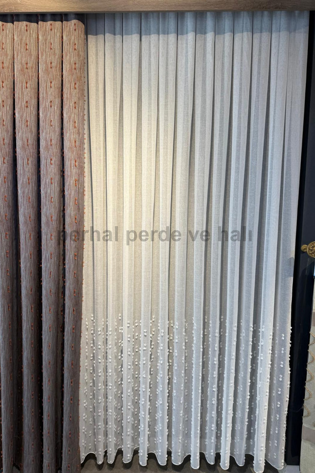 1-2 Sparse Pleat Tulle Curtain with Pom Pom Pattern on Skirts, No Ironing Required High Quality Tulle Curtain
