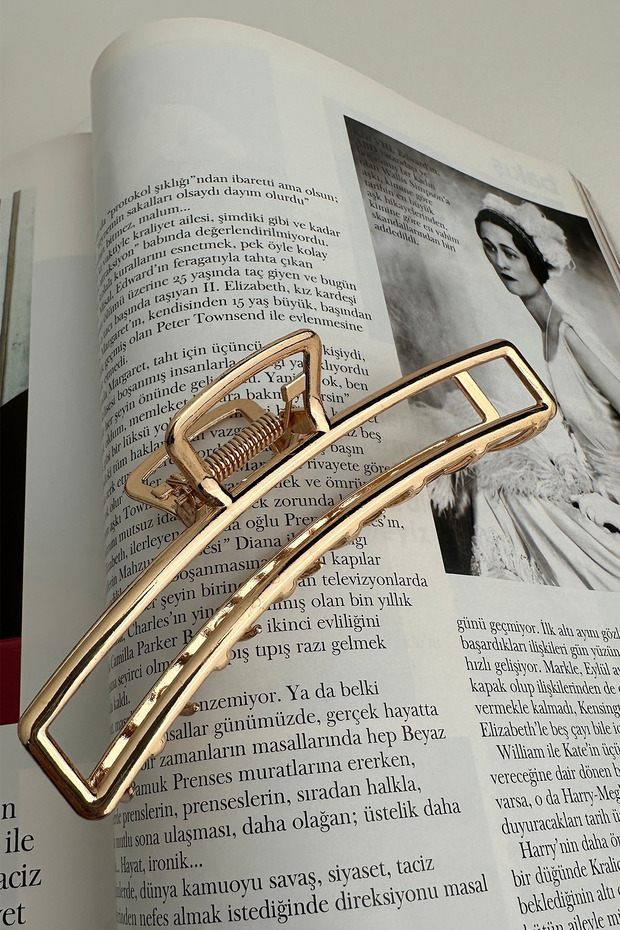 Gold Color Metal Rectangular Latch Buckle (11cm) - 1