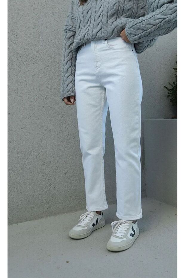 White Mom Jean Super High Waist No Show Women's Pants