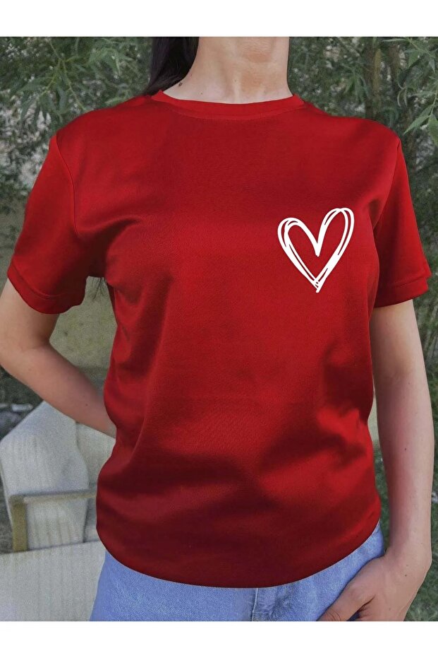 Women's Heart Printed Relaxed Cut Crew Neck T-Shirt
