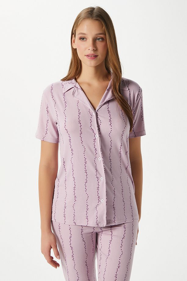 Kadın Spring Yumuşak Doku Lila Bahar Dalı Ön Düğmeli Kısa Kollu Pijama Takımı - 2